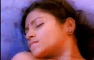 XXX पंप ब्राजील आदमी एक चमड़े हिंदी में सेक्सी पिक्चर हिंदी में सेक्सी पिक्चर के सोफे पर कूद