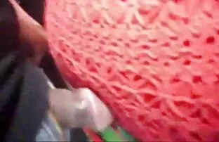 XXX सेक्सी हिंदी पिक्चर फिल्म सेक्सी वीडियो में नीचे पहनने के कपड़ा और त्रिगुट