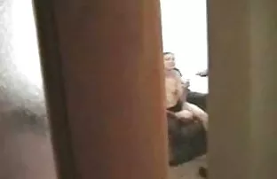XXX सुनहरे बालों वाली बंधे सेक्सी पिक्चर वीडियो में शांत स्तन नौकरानी