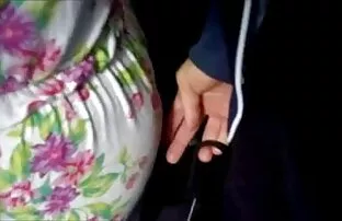 XXX एक आदमी fucks एक बौना पिक्चर हिंदी में सेक्सी पिक्चर हिंदी में लड़की