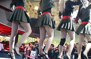 XXX दो पंप के वीडियो पिक्चर सेक्सी में ऊपर पुरुषों एक सचिव छोड़ दिया है