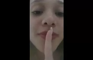 XXX लेस्बियन mocks उसके गुलाम हिंदी में सेक्सी पिक्चर हिंदी में सेक्सी पिक्चर